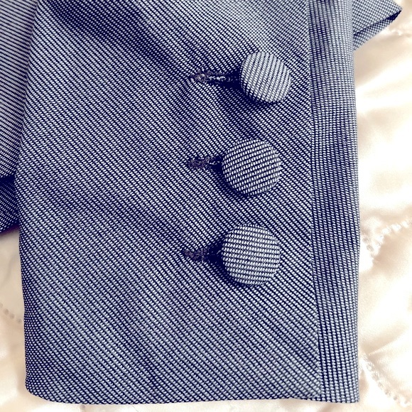 Tuxedo Cropped Jacket - Picture 12 of 14